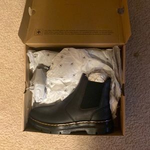 Just bought them never worn wrong size